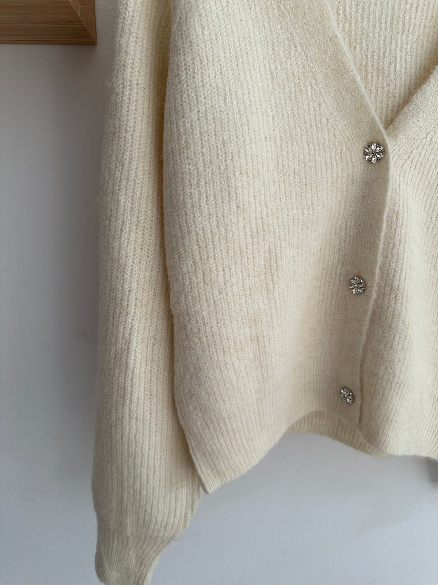 "AUDREY" Cardigan weiß