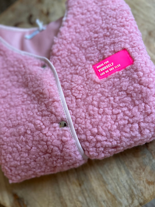 "LANA" Oversize Teddyweste mit Patch rosa