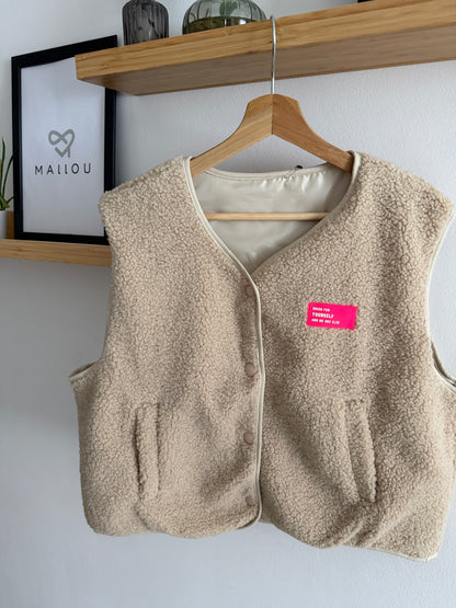 "Lea" Teddyweste mit pinken Patch, beige