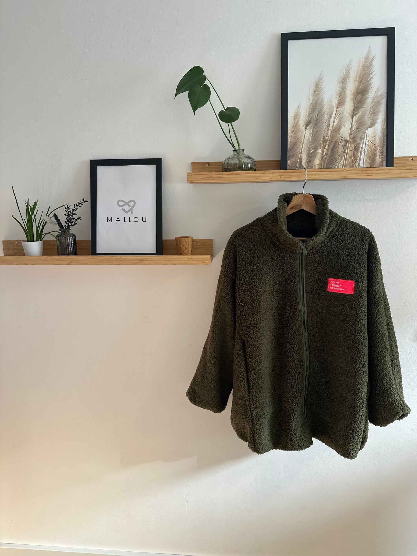 "LINA" Oversize Teddyjacke mit Patch dunkelgrün