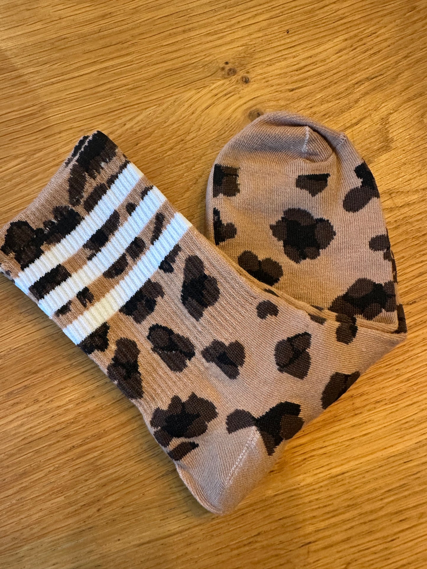 "LEO" Socks im Leo Look