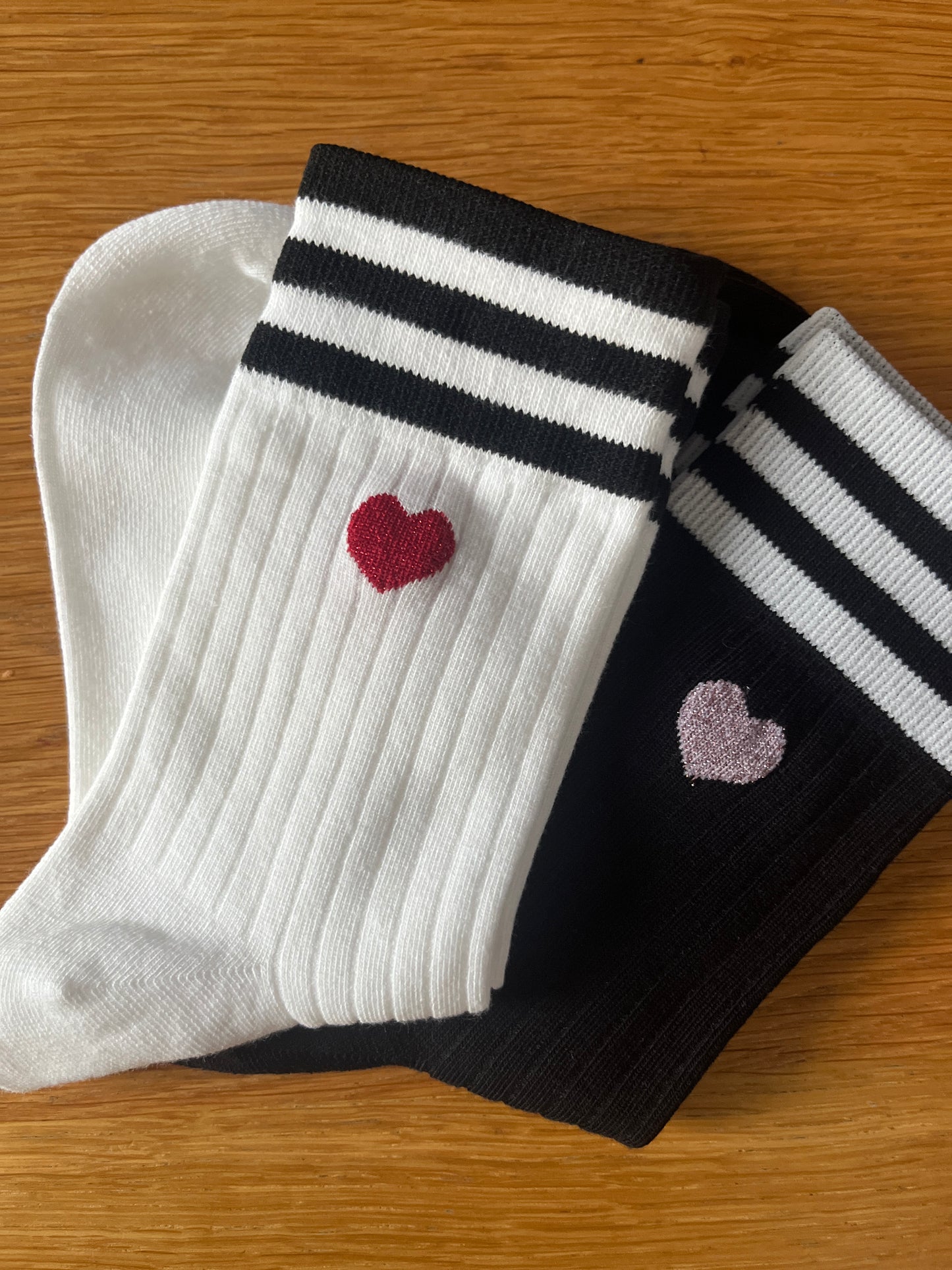 "NANO" Socks mit Herz Schwarz/Weiß